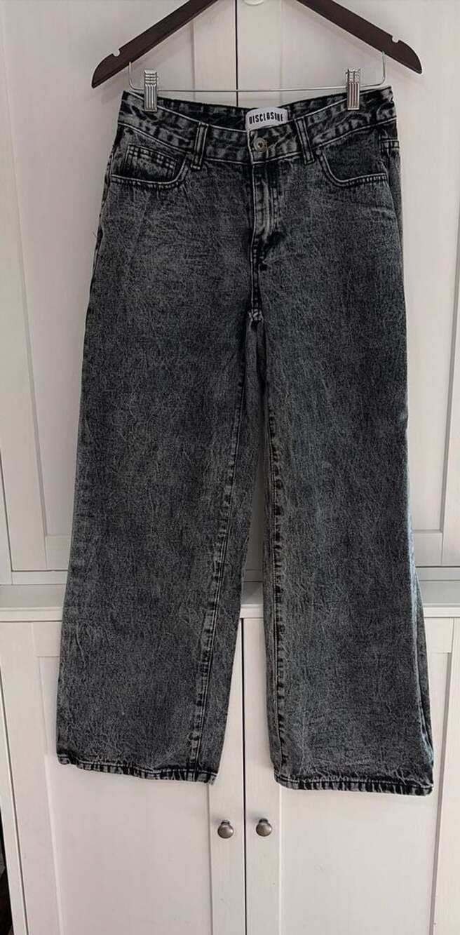 Disclosure Womens Black Acid Wash Wide Leg Jeans with Pink Bows Size 7/28